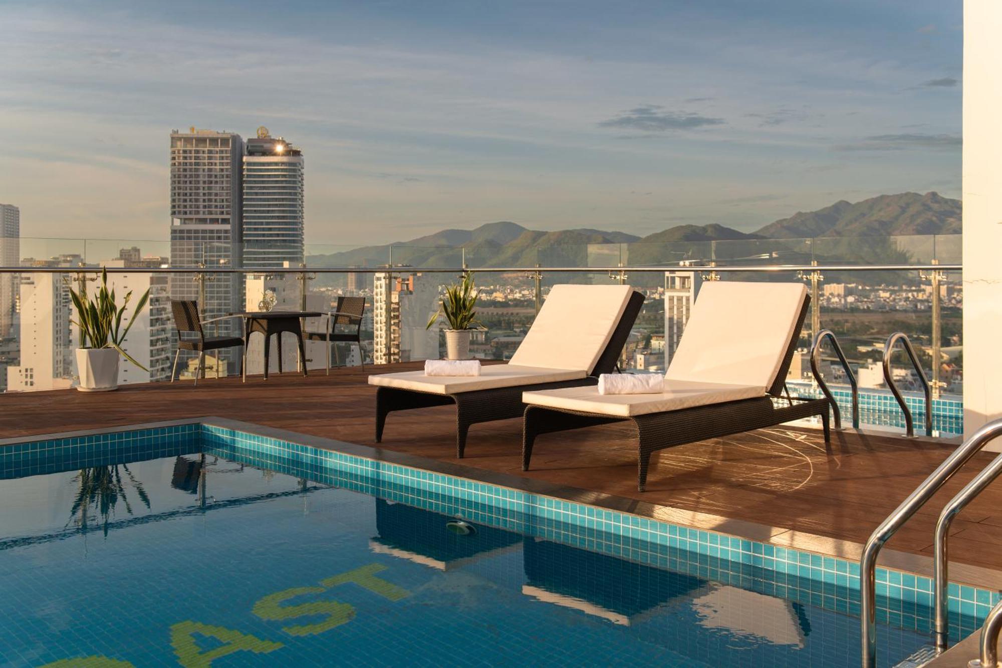 Goldcoast होटल Nha Trang