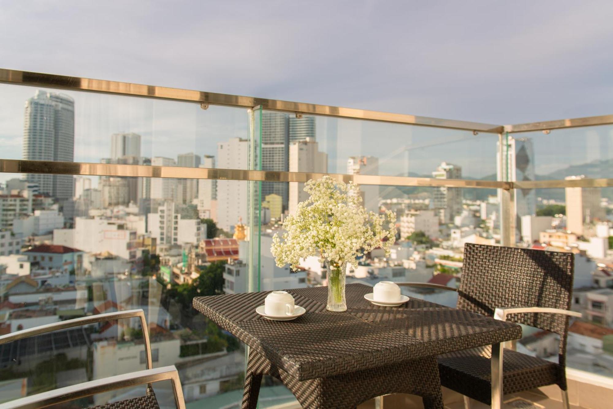 Goldcoast 4* Nha Trang